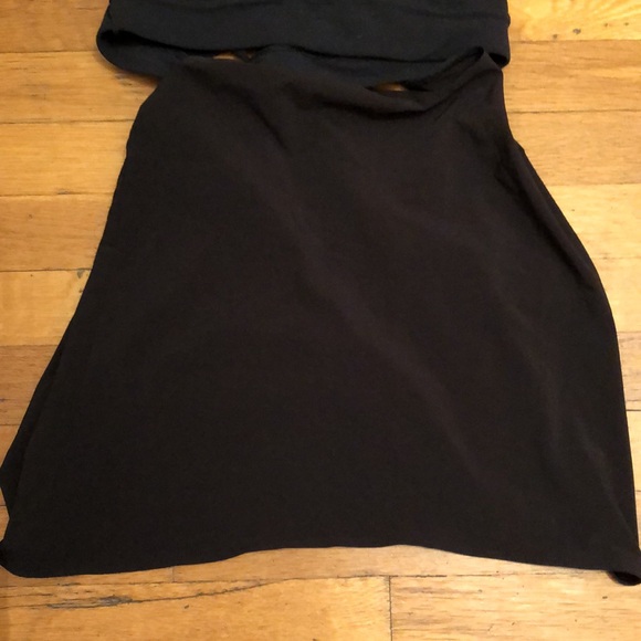 Athleta The Solace Support Tank Top in Black, size Small - Picture 5 of 11